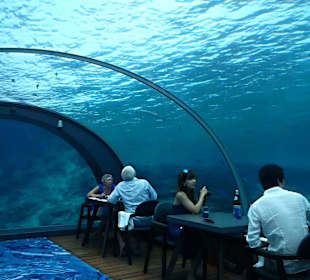 Undersea Restaurant