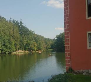 Zámek Červená Lhota