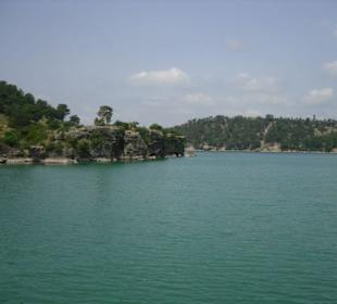 Bootsfahrt auf dem Stausee