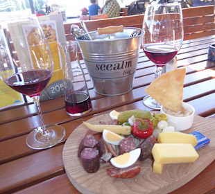 Jausenplatte im Rest. Hög