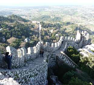 Steiler Aufstieg im Castelo