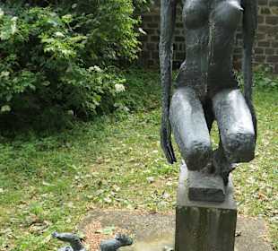 Unterwegs im Skulpturenpark von Magdeburg