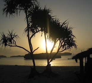 Sonnenaufgang am Strand