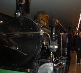 Una locomotiva a vapore della metropolitana