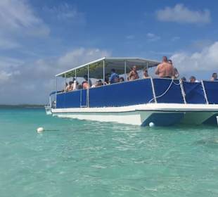 Bootsshuttle zum Rochengebiet