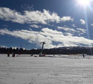 Tolles Skigebiet direkt in der Nähe! 