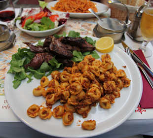 Tortellini und Rindfleisch