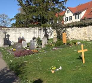 Friedhof Ortsmitte