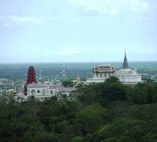 Phra Prang Daeng und Wat Phra Kaew
