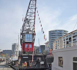 Impressionen aus dem Sandtorhafen
