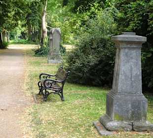 Spaziergang über den Golzheimer Friedhof