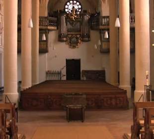 Stiftskirche St. Peter und Johannes der Täufer
