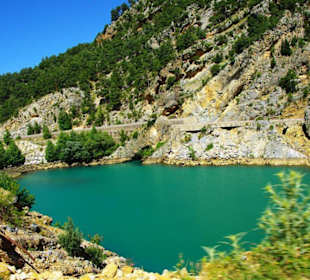 Abfahrt vom Staudamm