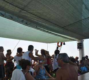 Party auf dem Schiff 