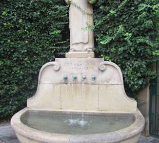 Ortskern Wachenheim Dom Perignon