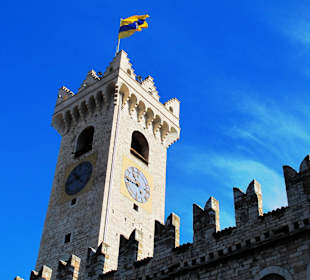 Palazzo Quetta Alberti Colico (15.-16. Jh.)