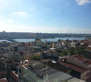 Ausblick aufs Goldene Horn von Galata her