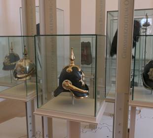 Helme im Wehrgeschichtlichen Museum