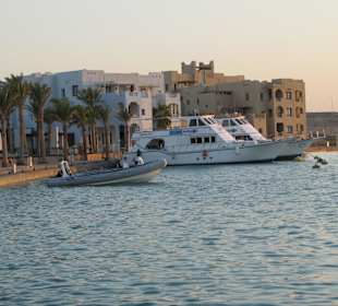 Marina / Marina Lodge