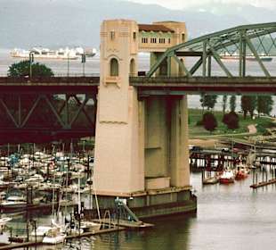 Burrard Bridge, English Bay