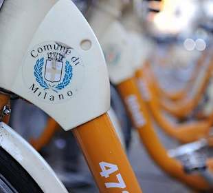 Fahrradverleih vor dem Dom