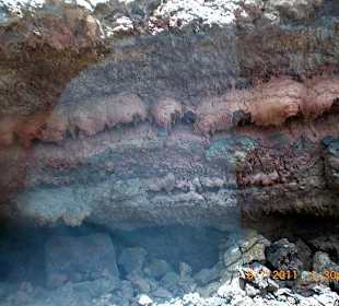 Lavazeichnung an der Wand