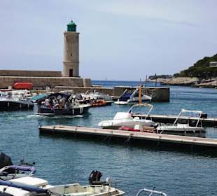 Impressionen aus dem Hafen von Cassis