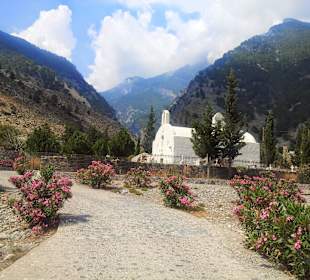 Samaria-Schlucht, Kirche am Ausgang