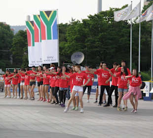 Performance vor WM-Eröffnungsspiel