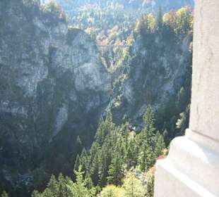 Blick zur Brücke vom Schloss Neuschwanstein