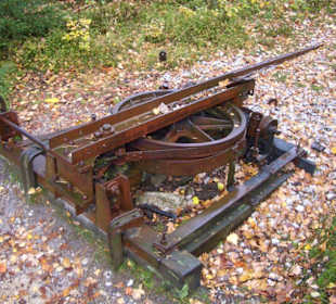 Großer Pfahl "Bremsstation'"