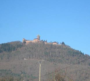 Die Haut Königsburg aus der Ferne