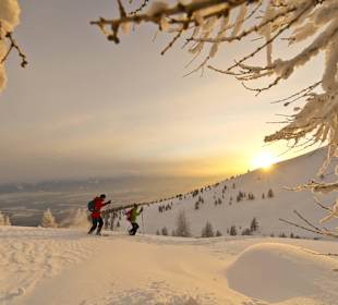Schneeschuwanderung, z.b. Skigebiet Goldeck