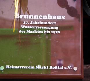 Vor der Kirche