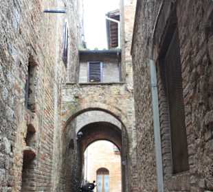 Сан-Джиминьяно