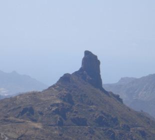 Felsen , betender Mönch