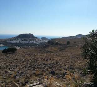 Lindos mit der Akropolis