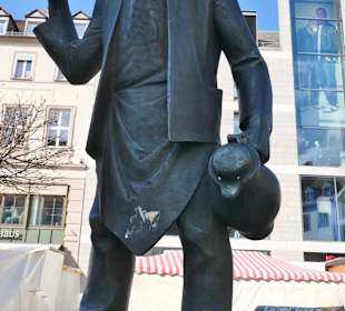 Der Weinbauer auf dem Häckerbrunnen