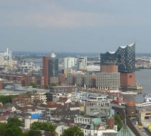 Ausblick vom Penthouse Elb-Panorama, 20.Stock