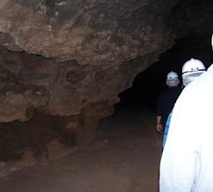 Cueva del Llano (Höhle)