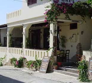 Mike's Taverna