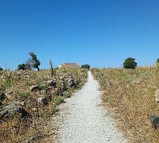 Weg in der Festungsanlage