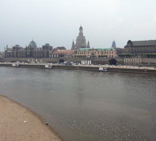 Elbe mit Frauenkirche