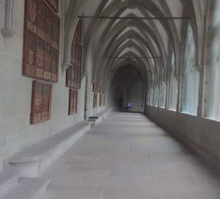 Kreuzgang am Münsterplatz