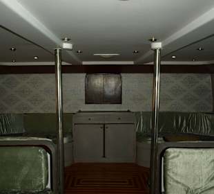 Saloon 