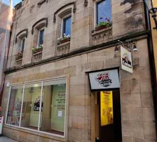 Die Giebelfronten Sandstein