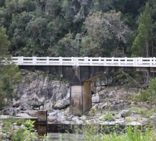 ....urige Fahrt auf der R 102