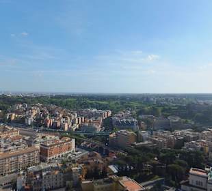 Widok na miasto z kopuły.