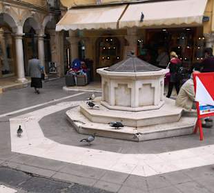 Kremastí-Brunnen