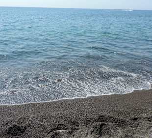 Ausflug Santorin Perissa-Beach